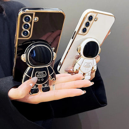 Galaxy S21 Plus Luxurious Astronaut Bracket Case